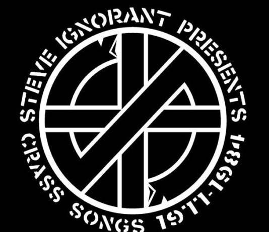 Steve Ignorant performing Crass-Songs