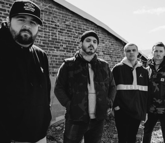 Stray From The Path (Photo by Gabe Becerra)