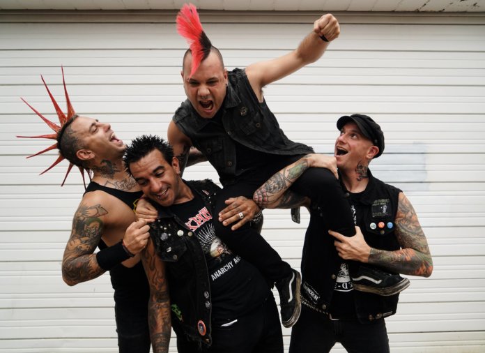 The Casualties - 2017 - New Singer Dave Krum Bums - Jorge leaving