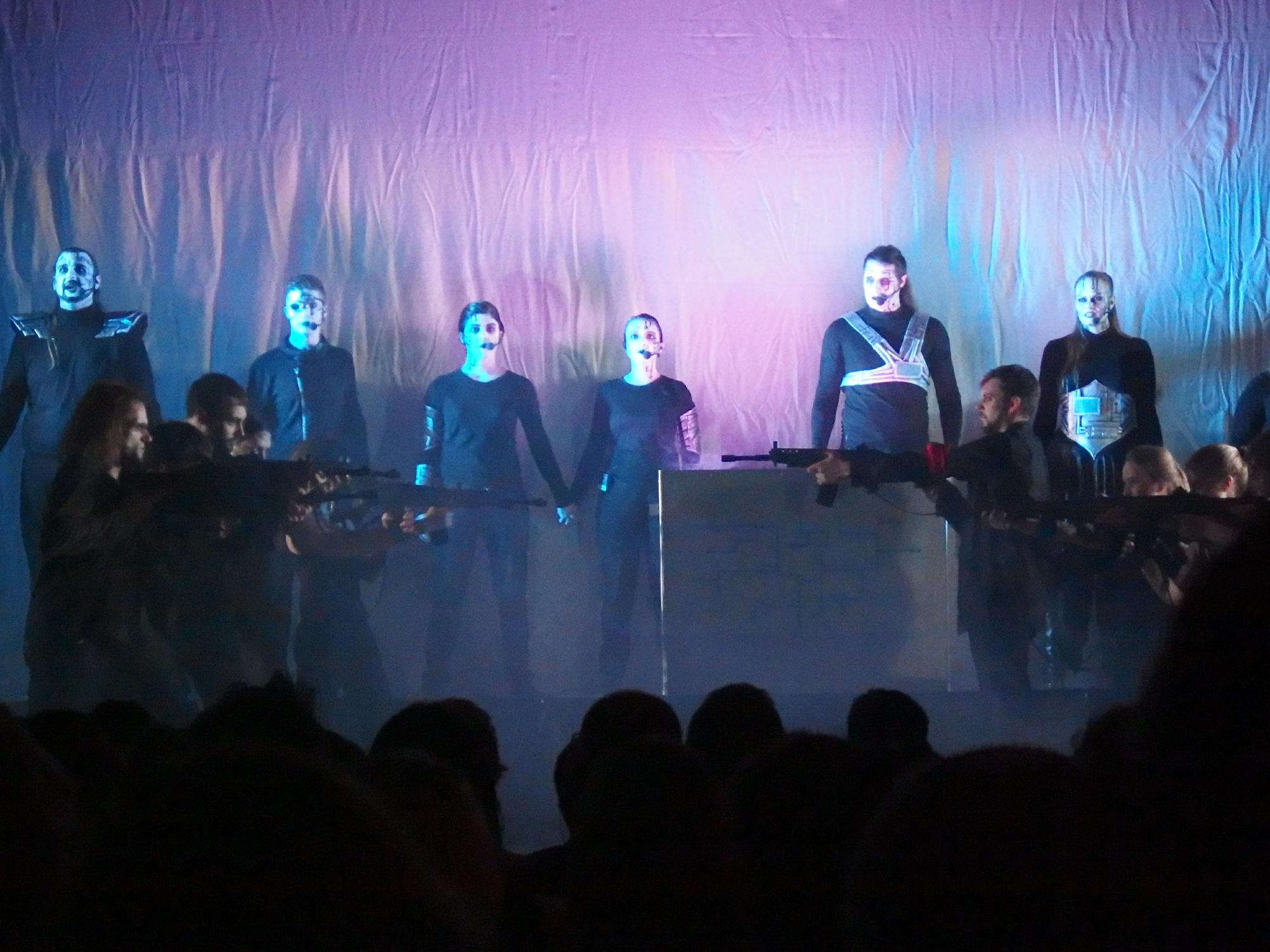 Theater der härteren Klangart 01011001 Eine Metaloper nach Ayreon