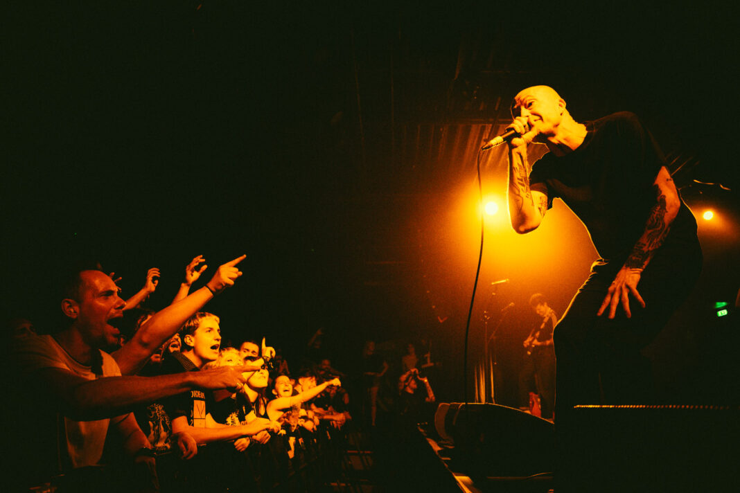 Touché Amoré x AFL-094