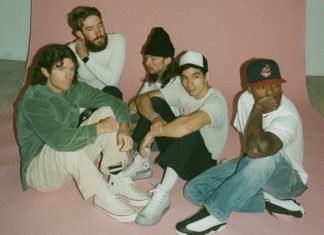 Turnstile (Photo by Jimmy Fontaine)