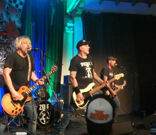 Zeke & Christmas am 29. Juni 2023 in Neunkirchen/Saar