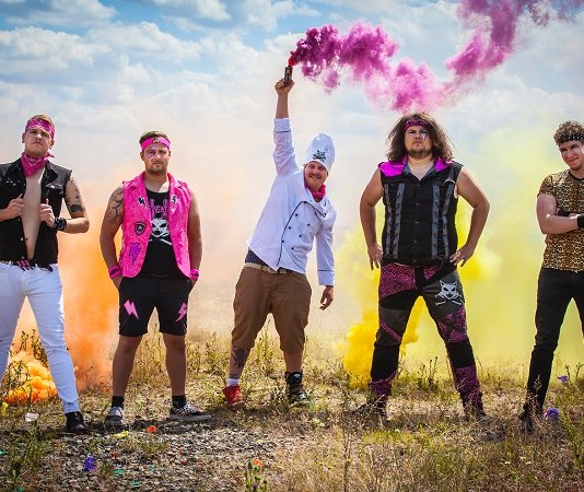 CATEATERS veröffentlichen Video zu „Weekend“ CatEaters