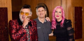 Fat Mike, Louis Posen und Erin Kelly-Burkett von Fat Wreck und Hopeless Records. (Photo by Jonathan Weiner)