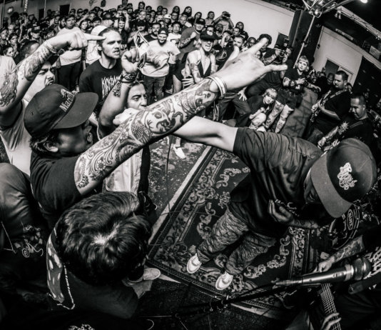Photo Sound & Fury 2019 by Gabe Becerra - GabeThePigeon - Instagram: www.instagram.com/gabethepigeon