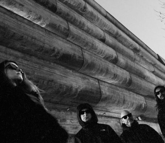 PRESS CLUB mit neuer Single „Champagne & Nikes“
