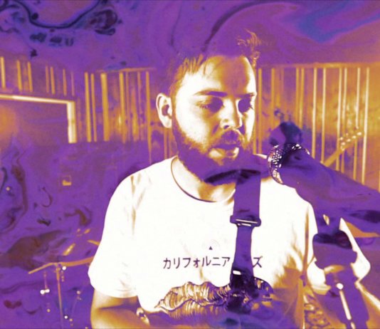 MY IRON LUNG „Set Of Stairs“ Musikvideo