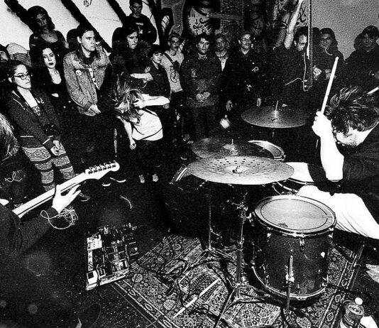 Screamo-Bands NUVOLASCURA und BARABBAS DU FÖRTAPPADE auf Europa-Tour Nuvolascura
