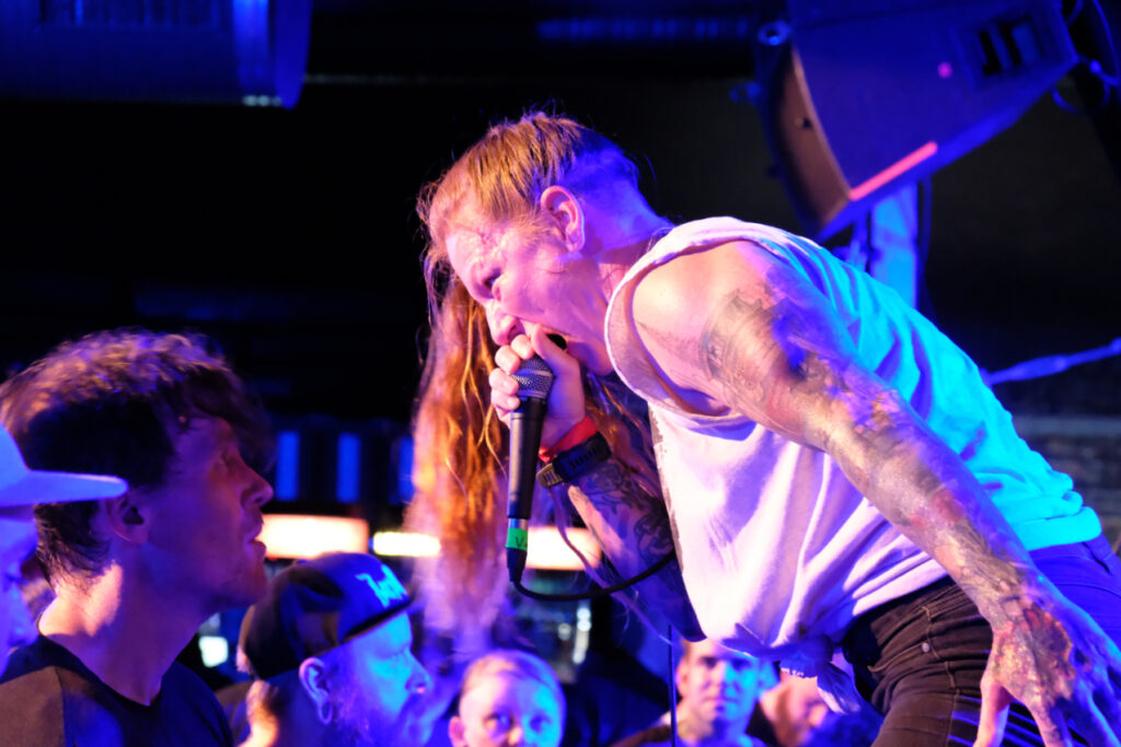 Walls Of Jericho Live in Dortmund 17.6. Junkyard