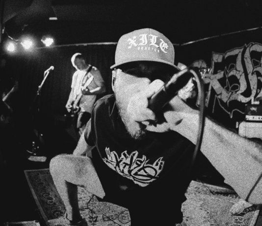 Xile Live - Pic by Bryner Tan)